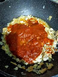 1/2 bungkus spaghetti (boleh digantikan dengan pasta lain) sedikit isi ayam atau daging (ayam dan daging kisar) bawang putih (cincang) bawang merah (cincang). Resepi Spaghetti Bolognese Ayam Cendawan Cheese Yang Simple Satu Family Suka Cepat Dan Sedap Daily Makan