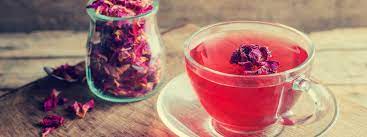 Come utilizzare l'olio essenziale di rosa. Acqua Di Rose Alimentare Come Prepararla In Casa