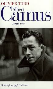 Albert Camus: Une Vie : Todd, Oliver: Amazon.in: Books