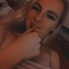 Good morning. I am in need of some help. I know a single dad with a 5yr old  daughter who is really struggling for the holidays. I myself will get her a