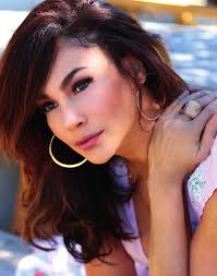 FAMOSOS EN CUARENTENA SER CONGO DE VERDAD