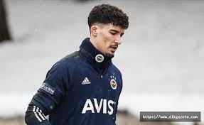 Var mı altay bayındır sevgilisi kim fenerbahçe altay bayındır sevgilisi altay bayındır ın sevgilisi. Fenerbahce Icin Surpriz Transfer Hamleleri Geldi Altay Bayindir Yerine Gelecek Isim