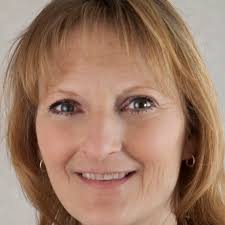 Karen Nall's Instagram, Twitter & Facebook