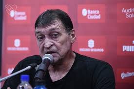 Es paciente de riesgo, pero se encuentra en buen estado de salud. Falcioni Sobre La Victoria De Independiente Es Importante Para El Grupo Tyc Sports