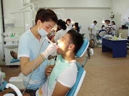 Eu is anul i la mg , dar la bucuresti. Practica StomatologicÄƒ Cu Prieteni Se Å£ine ViaÅ£a LiberÄƒ GalaÅ£i