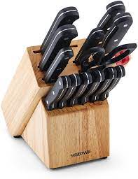 After hours of researching and using all the models on the market, we find the best farberware knife set reviews of 2021. Amazon Com Farberware 14 Piece Triple Rivet Knife Block Set With Built In Edgekeeper Knife Sharpener Kitchen Dining