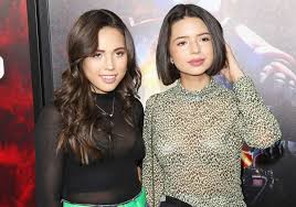 Listen to music from majo aguilar like triste recuerdo and cielo rojo. La Prima De Angela Y Aneliz Aguilar Resulto Una Pelirroja Tan Bonita Como Ellas El Diario Ny