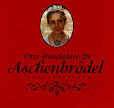 „drei haselnüsse für aschenbrödel ist seit 1973 kult. Drei Haselnusse Fur Aschenbrodel Schatzkastchen Dvd Cd Limited Edition Amazon De Libuse Safrankova Pavel Travnicek Carola Braunbock Rolf Hoppe Karin Lesch Daniela Hlavacova Vaclav Vorlicek Libuse Safrankova Pavel Travnicek Dvd
