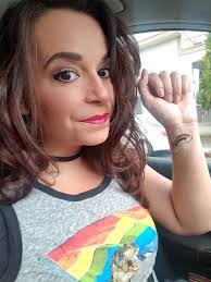 Tammy Munro's Instagram, Twitter & Facebook