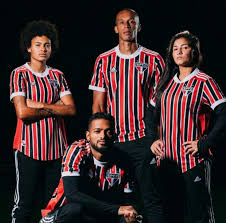 Ele já se encontra em isolamento e assistido pelo departamento médico do clube. Em Dia De Decisao Nova Camisa Listrada Do Sao Paulo E Divulgada Lance