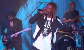 The song was produced by tony fadd. Watch Fetty Wap Perform Trap Queen On Jimmy Kimmel Live