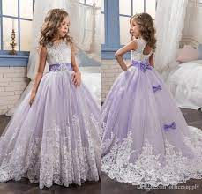 New Arrival 2017 Beautiful Lavender Flower Girls Dresses Beads Bow Lace Appliques Wedding Prom Birthday Flower Girl Dresses Tulle Flower Girl Dresses Kids Gown