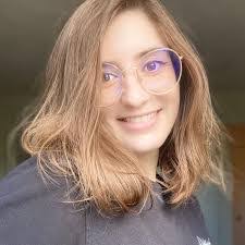 Ashley Mastrangelo's Instagram, Twitter & Facebook