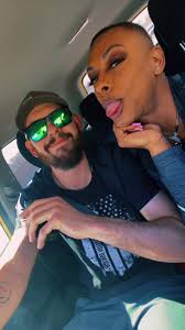 I can feel your arms around me, let em drown me 😘