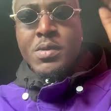 LMG club and lounge... We set the pace