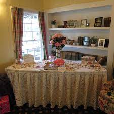 Bridal Shower The Spa At Norwich Inn The Cottage Room Beautiful Setting And Hotel Cottage Room Decor Event Decor