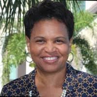 Lori Searcy's Instagram, Twitter & Facebook