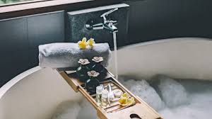 Methods 1 keeping your home warm 2 keeping yourself warm inside if you take a warm bath right before bed, it might actually make your body temperature too hot. How To Make The Perfect Spa Like Bath At Home