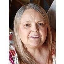 Dana Gilson's Instagram, Twitter & Facebook