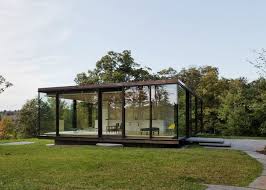 40 Prefabricated Homes Of Every Size And Shape Prefabricated Houses Glass Cabin Unusual Homes