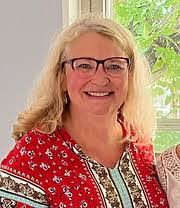 Kelly Buckman's Instagram, Twitter & Facebook