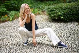 Découvrez le profil de sabine crossen sur linkedin, la plus grande communauté professionnelle au monde. Sabine Crossen Laughter Is Medicine Happy Lucky Summertime Photo Matthieu Munoz Facebook