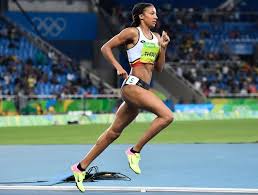 Nafissatou thiam heeft belgië een tweede gouden medaille bezorgd op deze olympische spelen. Ze Pakt Goud Nafi Thiam Brengt Ons Land Voor Vierde Keer In Zevende Sporthemel En Dat Ondanks Blessure Olympische Spelen Hln Be