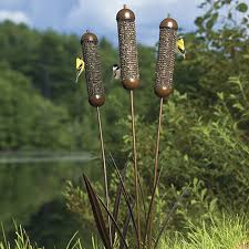 .cattail garden light features dual glass heads to bring a glow to your garden or yard features a i purchased these solar lights a long time ago. Duncraft Com Cattail Wire Mesh Stake Bird Feeder