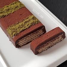 tatlilar panosundaki pin