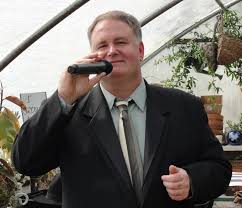 Henderson anchored the nine network's news bulletin from 1957 to his retirement in 2002. Brian Henderson Community Auditions