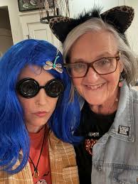 Happy Halloween from me and Coraline! 🎃