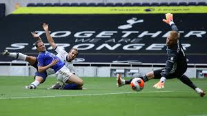 «лестер» дважды забил с пенальти. Spurs Into Sixth As Leicester Continue Freefall Eurosport