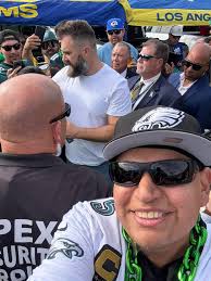 This was the closest i got to the GOAT yesterday at the game!!