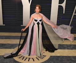 Maybe you would like to learn more about one of these? Oscars 2019 Erster Auftritt Von Selma Blair Nach Ms Diagnose Web De