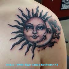 But if these are too morbid or scary for your taste, you'll want to try out some sugar skull tattoo designs. Feminine Skull Tattoo Just Teejay S Blog
