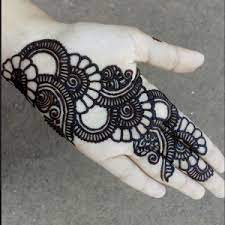 We pride ourselves on providing excellent customer service and use only the very best products. Top 3 Henna Tattoo Artists For Hire In Columbus Oh 100 Guaranteed Gigsalad