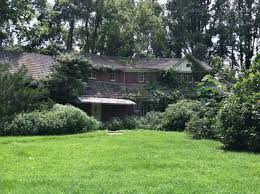 Pin By Polly Dotson On Williamson Williamson That S My Hometown Abandoned Houses West Virginia Old Houses