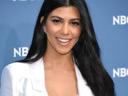 A Celebrity Dermatologist Says Washing Your Hair Wrong Can Cause Acne Natural Beauty Tips Beauty Hacks Cool Hairstyles
