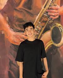 Pada alat musik terumpet, anda hanya bisa menemui tiga tombol yang harus dimainkan bergantian sesuai embouchure , sehingga nada yang didapatkan berbeda. Pin Di Cute Boys