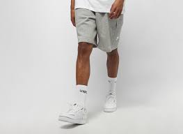 Wir durchsuchten mehr als 100.000 schuhe im web und fanden diese snipe schuhe 2020. Snipes Onlineshop Sneaker Streetwear Und Accessoires