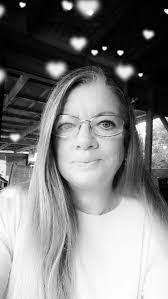 Kathy Naquin's Instagram, Twitter & Facebook