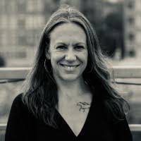 Hillary Frey's Instagram, Twitter & Facebook