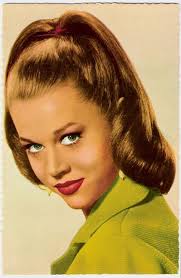 Stylish '50s hairstyles never go out of fashion. 37 Easy 50s Hairstyles For Women That Ll Trend In 2021