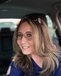 Fun with photos! People who follow n share my posts will get will receive  personal messages from me!!