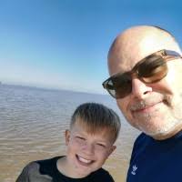 10+ "Alan Monks" profiles