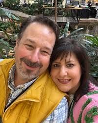 It's a BEAUTIFUL DAY at Fox & Fig's new location! Join us for our GRAND  re-opening today at 313 Main St. until 7pm 💚