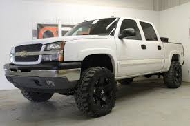 2005 Chevy Silverado 1500 Crew Cab Lifted Google Search 2005 Chevy Silverado Chevy Silverado Chevy Silverado 2500 Hd