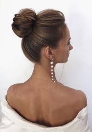 .hairstyling,updo,hairstyles,short,wedding,bun,hair,buns,high,hairstyle,styling,peinados,tutorial,easy,makeupwearables hairstyles ★ hair tutorial on thursdays,hairdos,fashion,knot,how to,school. Wedding Hair Updo High Bun Novocom Top