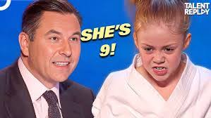 Sydney Ewing's Instagram, Twitter & Facebook