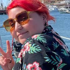 Nicole Lamberti's Instagram, Twitter & Facebook